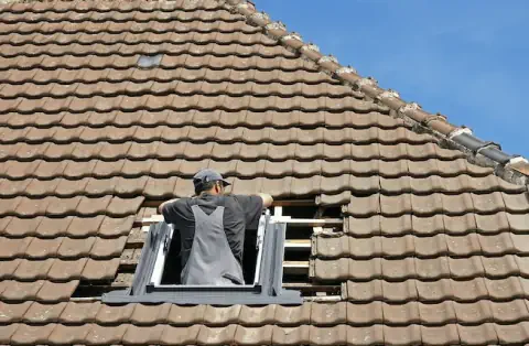 Pose de velux - Saint-Restitut